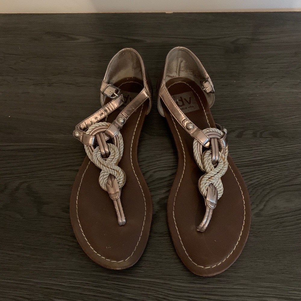 DOLCE VITA FLAT SANDAL